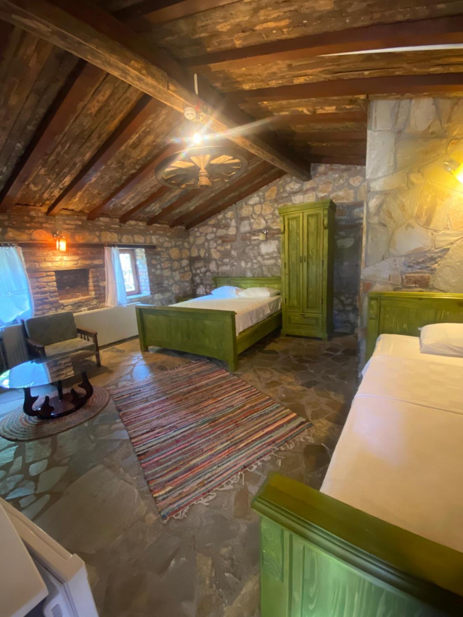 Pavelin Yeri Otel Едреміт Екстер'єр фото